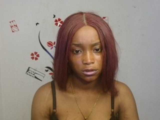 Naughty-choco live cam on BongaCams