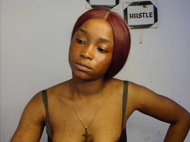 Naughty-choco live cam on BongaCams