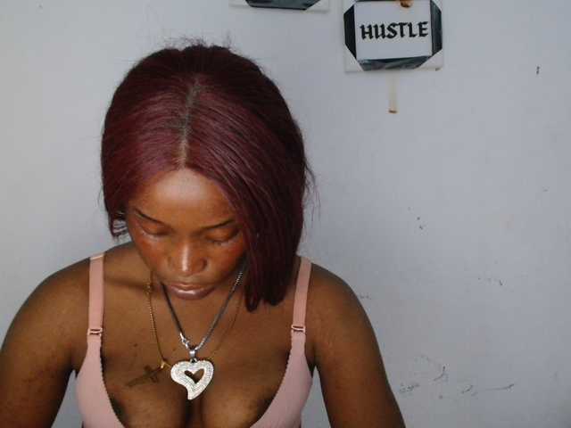 Naughty-choco live cam on BongaCams