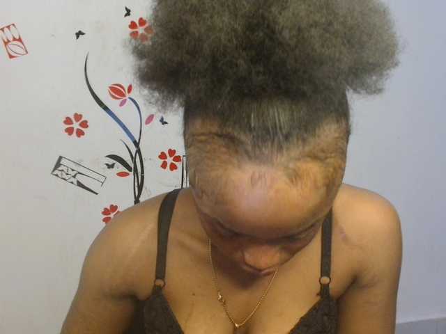 Naughty-choco live cam on BongaCams