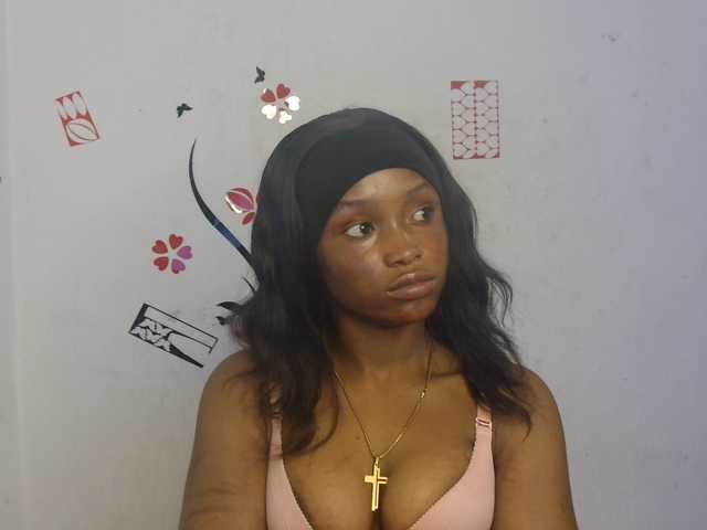 Naughty-choco live cam on BongaCams