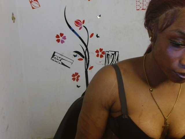 Naughty-choco live cam on BongaCams