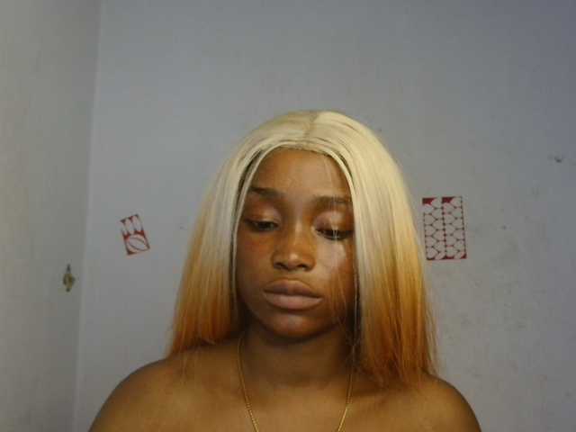 Naughty-choco live cam on BongaCams