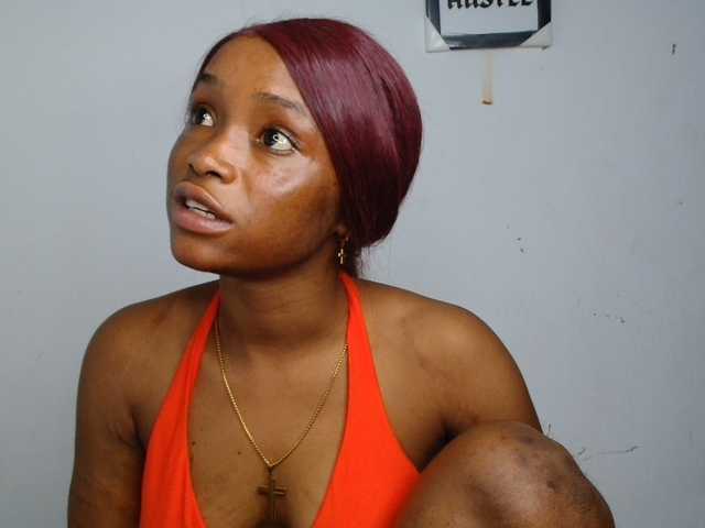 Naughty-choco live cam on BongaCams