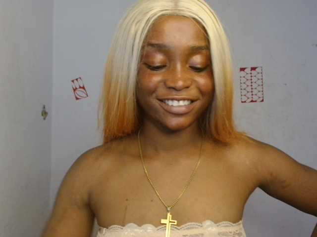 Naughty-choco live cam on BongaCams