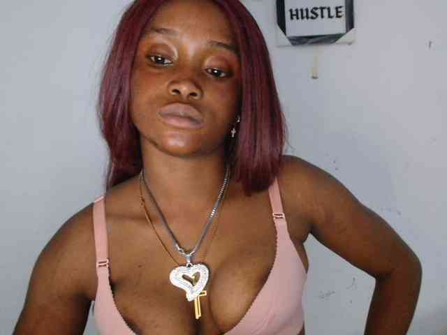 Naughty-choco webcam