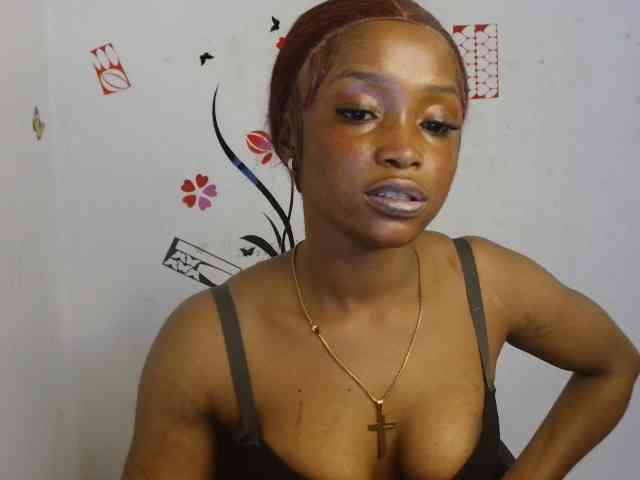 Naughty-choco webcam