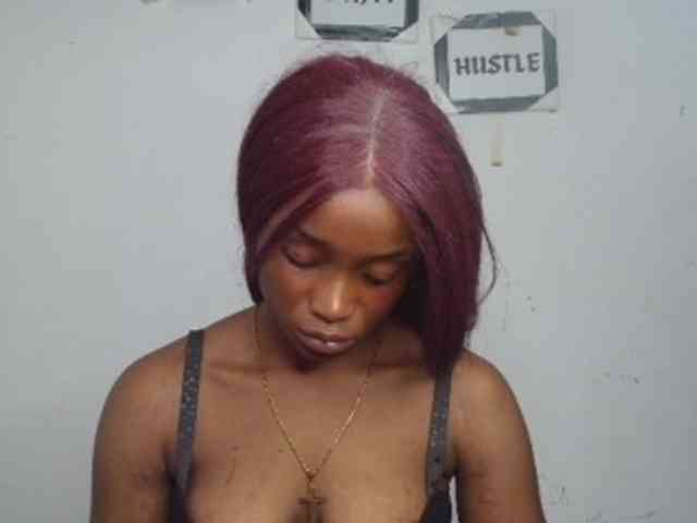 Naughty-choco webcam