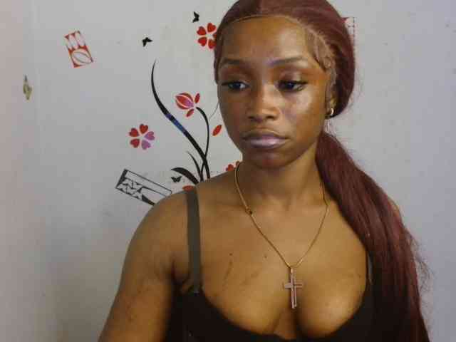 Naughty-choco webcam