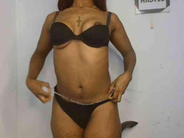Naughty-choco webcam