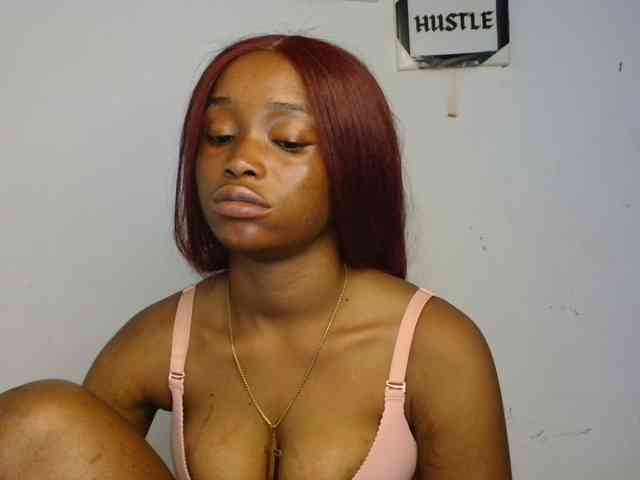 Naughty-choco webcam