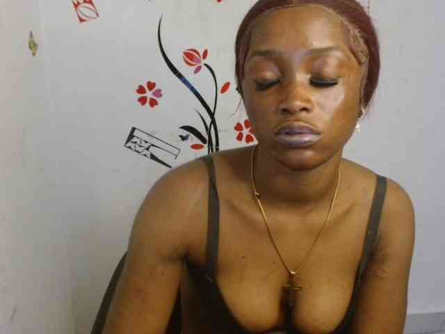 Naughty-choco webcam