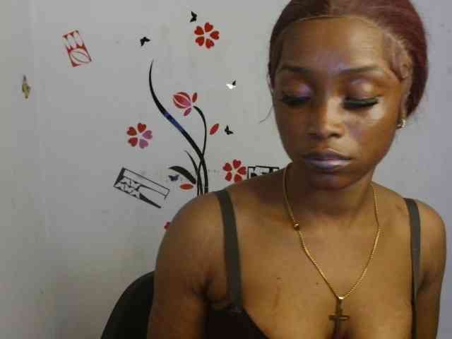 Naughty-choco webcam