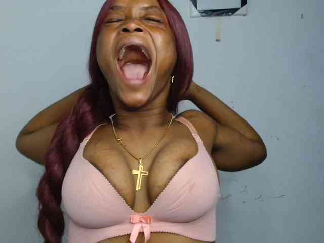 Naughty-choco webcam