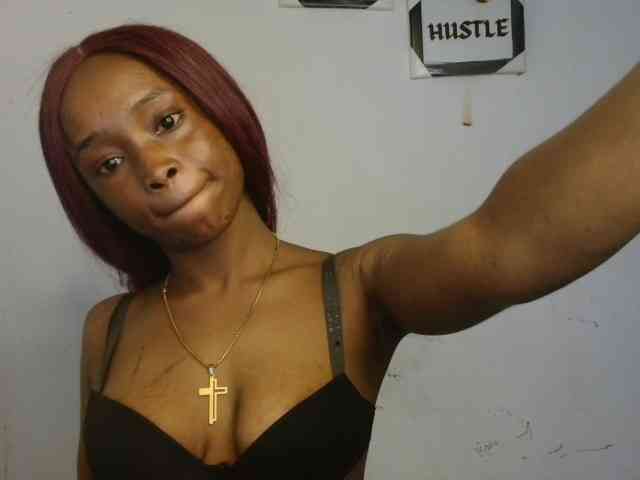 Naughty-choco webcam