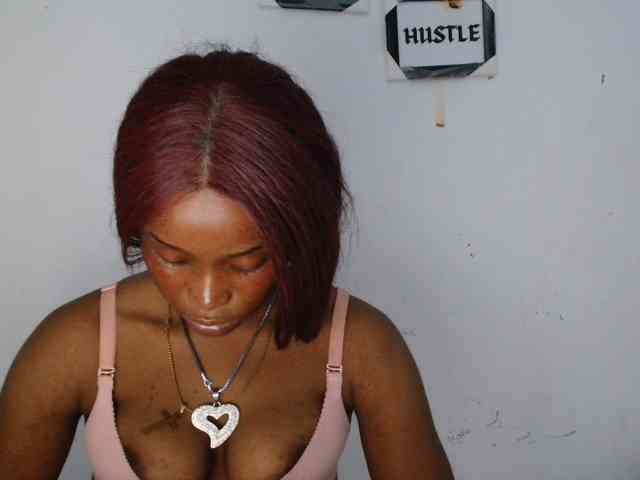 Naughty-choco webcam