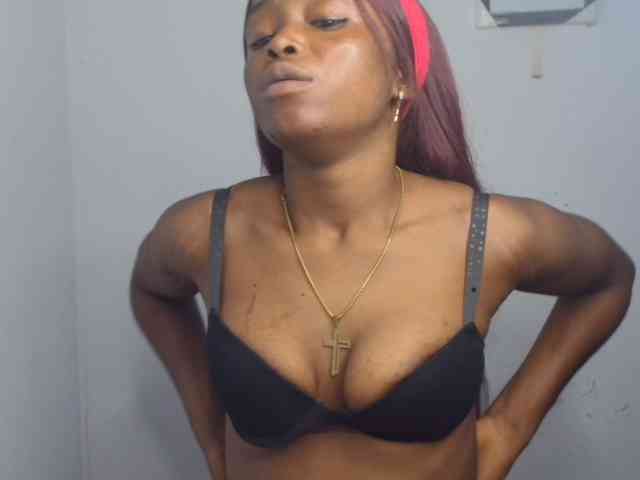Naughty-choco webcam
