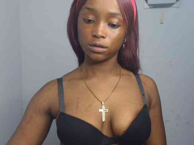 Naughty-choco webcam