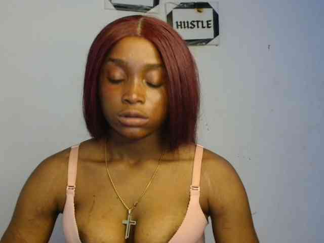 Naughty-choco webcam