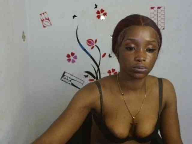 Naughty-choco webcam