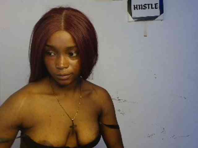 Naughty-choco webcam
