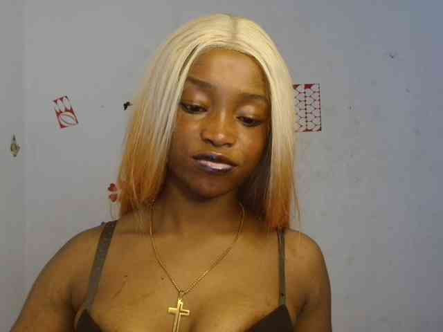Naughty-choco webcam