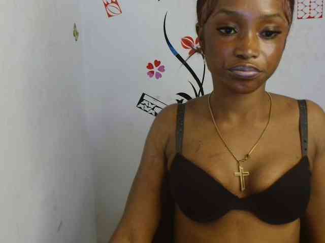 Naughty-choco webcam