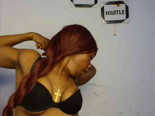 Naughty-choco webcam