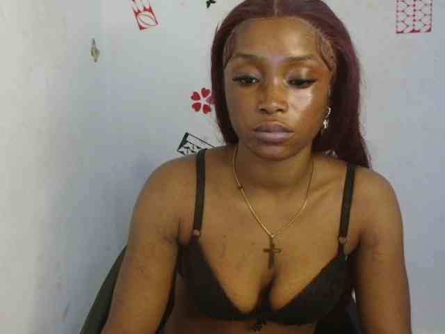 Naughty-choco webcam