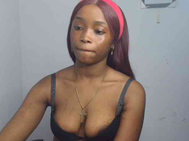 Naughty-choco webcam
