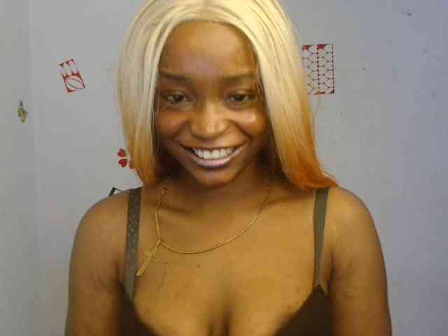 Naughty-choco webcam
