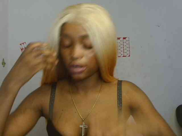 Naughty-choco webcam