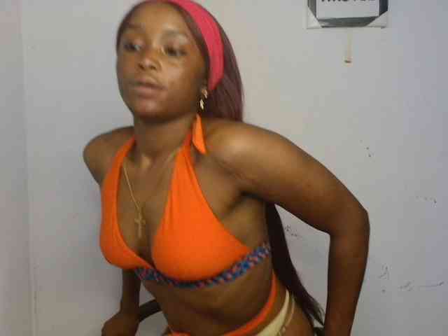 Naughty-choco webcam