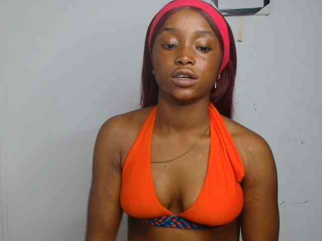 Naughty-choco webcam