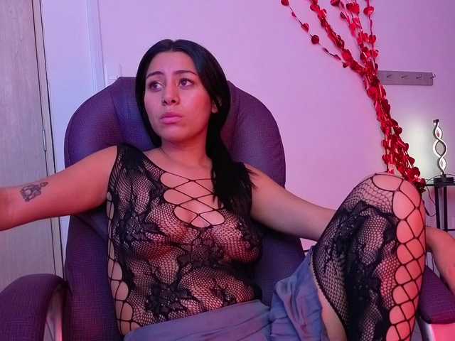 sscarleet live cam on BongaCams