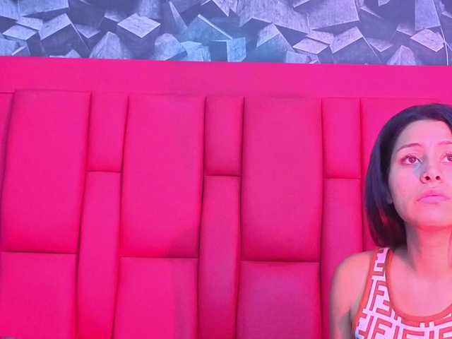 sscarleet live webcam show