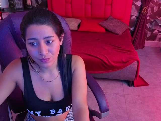 sscarleet live cam on BongaCams