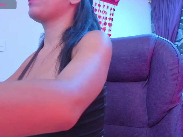 sscarleet live webcam show