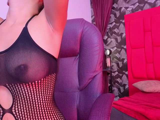 sscarleet live cam on BongaCams