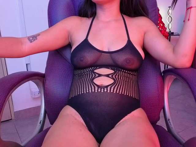 sscarleet live cam on BongaCams