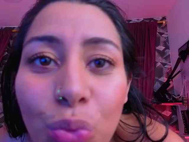sscarleet webcam