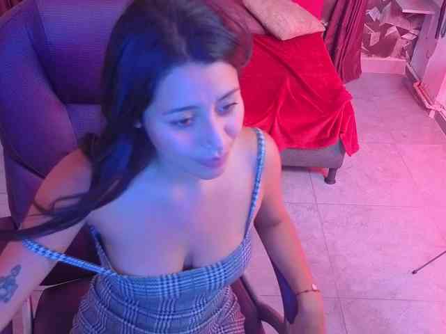 sscarleet Live Webcam on BongaCams