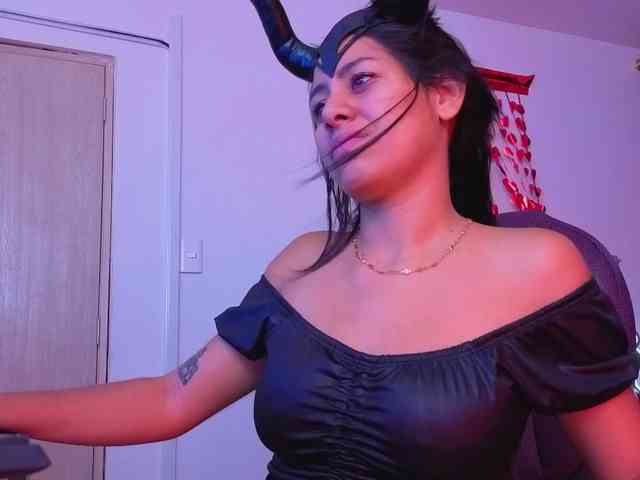 sscarleet webcam
