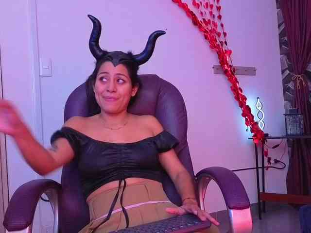 sscarleet webcam