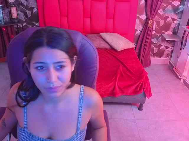 sscarleet Live Webcam on BongaCams
