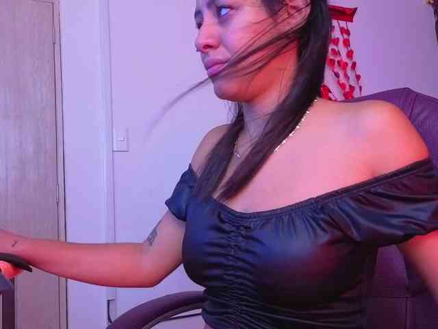 sscarleet webcam