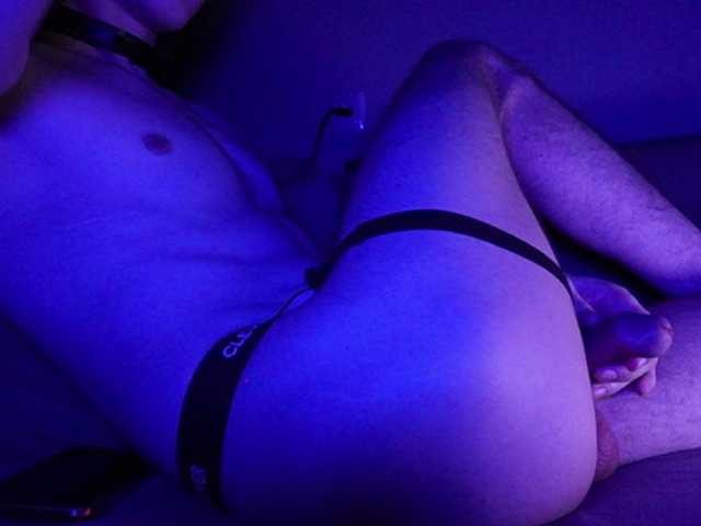 SecretHorns live webcam show
