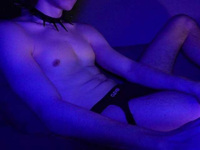 SecretHorns live webcam show