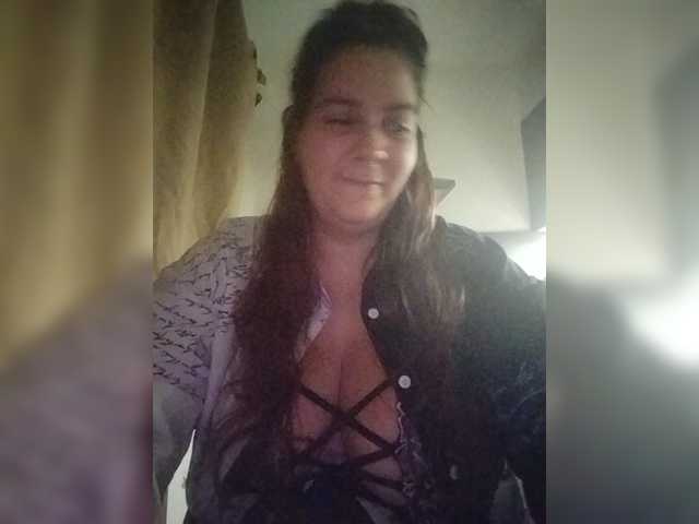 ThickPrincessKlara live webcam show
