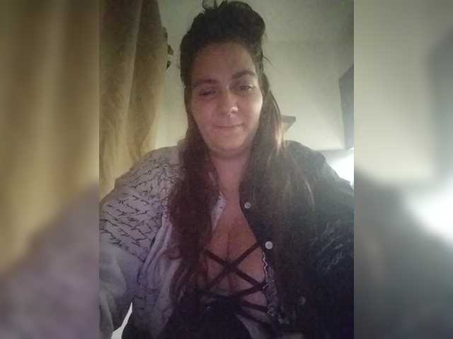 ThickPrincessKlara live cam on BongaCams
